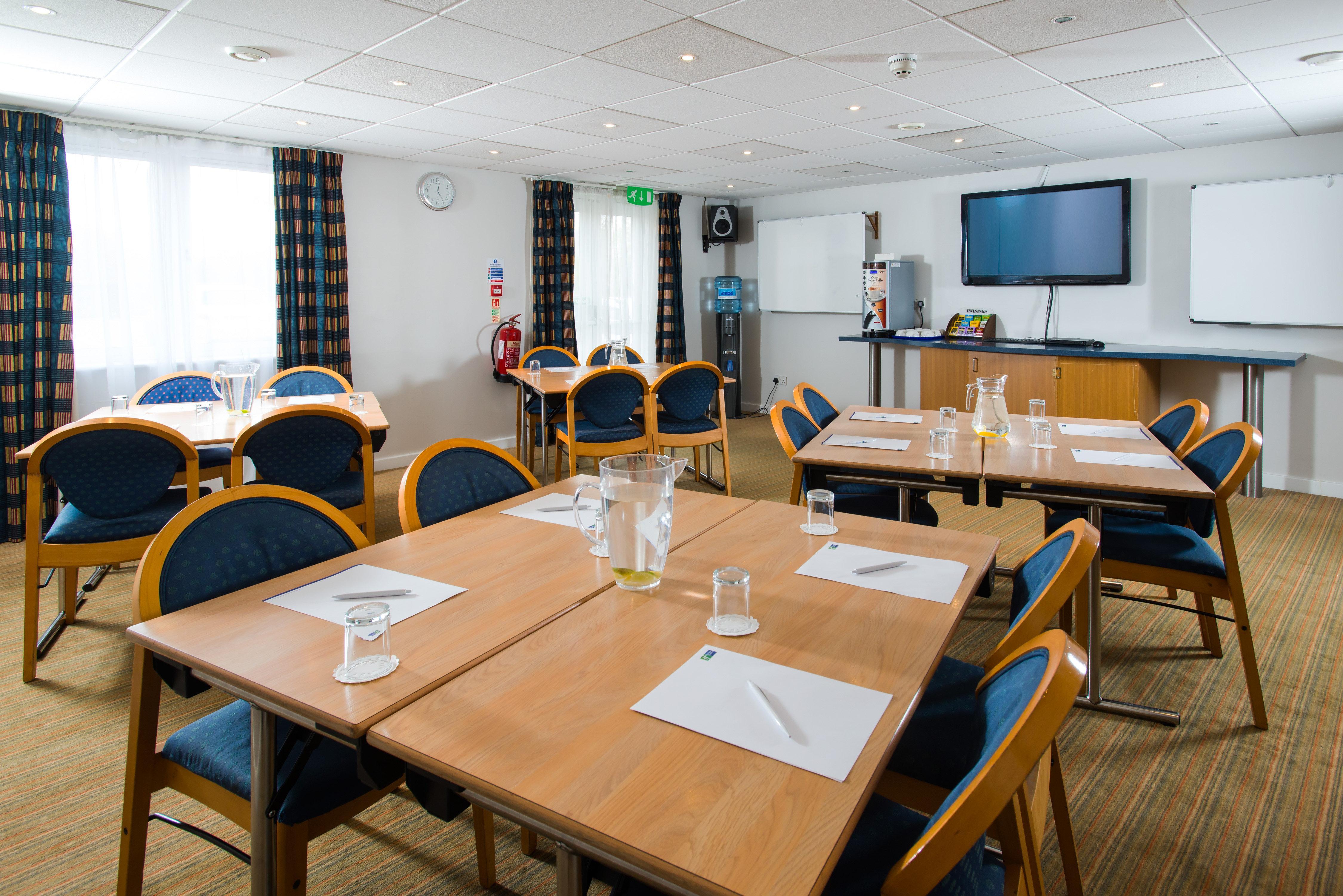 Holiday Inn Express Manchester East By Ihg Екстериор снимка